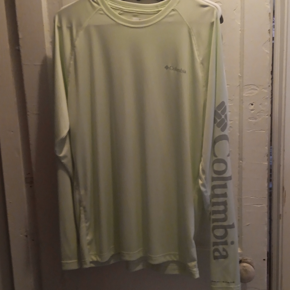 Mens long sleeve Columbia